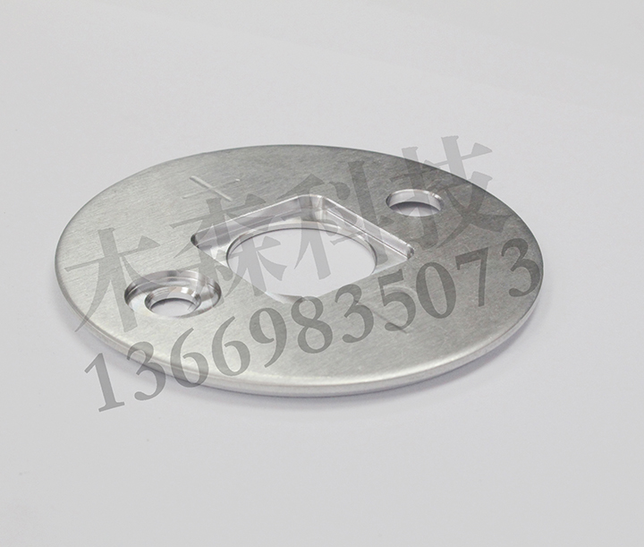 鋁材專用環(huán)保清洗劑(圖1) 鋁材專用環(huán)保清洗劑(圖1)